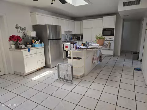 Kitchen - 3364 W Pershing Ave, Phoenix, AZ 85029 photo 3 of 3