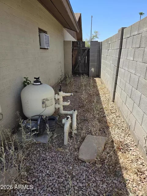 Exterior - 3364 W Pershing Ave, Phoenix, AZ 85029 photo 5 of 14