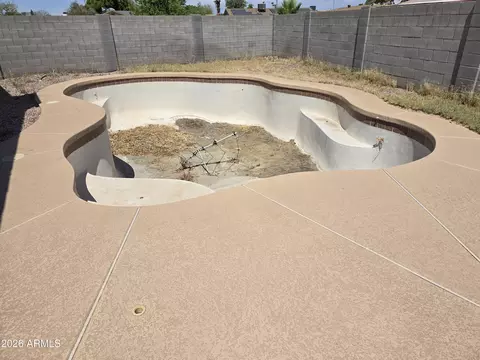 Exterior - 3364 W Pershing Ave, Phoenix, AZ 85029 photo 4 of 14