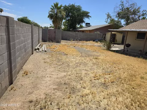 Exterior - 3364 W Pershing Ave, Phoenix, AZ 85029 photo 9 of 14