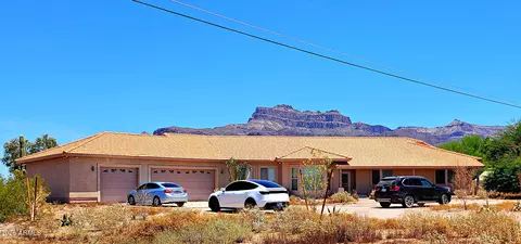5076 E 18th Ave, Apache Junction, AZ 85119