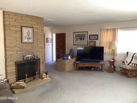 Living - 133 E Lehigh St, Pearce, AZ 85625 photo 4 of 5
