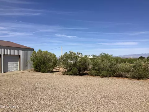 Exterior - 133 E Lehigh St, Pearce, AZ 85625 photo 11 of 16