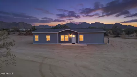 89 N Warren Rd, Maricopa, AZ 85139
