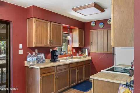 Kitchen - 12 County Road 2044 --, Alpine, AZ 85920 photo 1 of 2