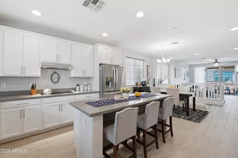 Kitchen - 1732 E Dogwood Ln, Gilbert, AZ 85295 photo 2 of 3