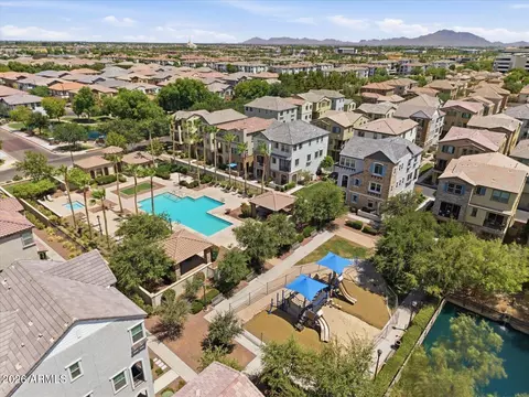 View/Area - 1732 E Dogwood Ln, Gilbert, AZ 85295 photo 9 of 13