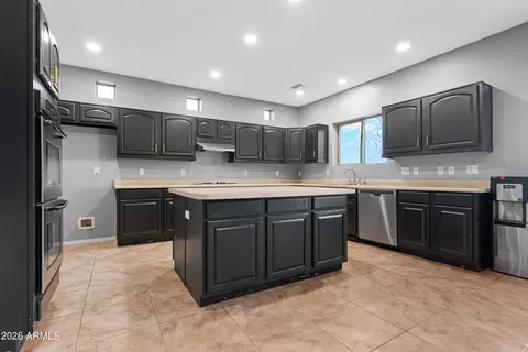 Kitchen - 4906 N Warner Dr, Apache Junction, AZ 85120 photo 2 of 3