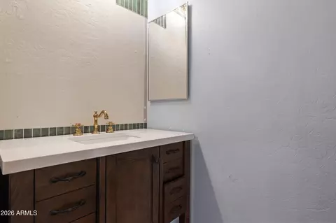 Bath - 4906 N Warner Dr, Apache Junction, AZ 85120 photo 2 of 5