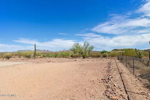 Exterior - 1775 N Mountain View Rd, Apache Junction, AZ 85119 photo 9 of 15