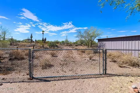 Exterior - 1775 N Mountain View Rd, Apache Junction, AZ 85119 photo 5 of 15
