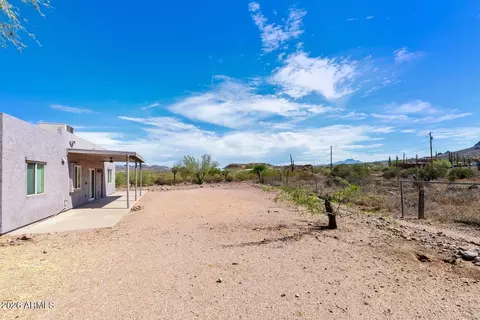 Exterior - 1775 N Mountain View Rd, Apache Junction, AZ 85119 photo 6 of 15
