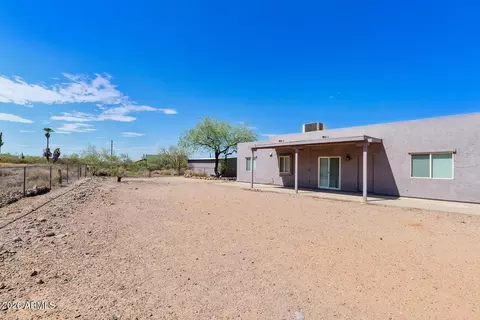 Exterior - 1775 N Mountain View Rd, Apache Junction, AZ 85119 photo 10 of 15