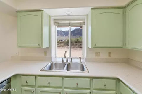 Kitchen - 1775 N Mountain View Rd, Apache Junction, AZ 85119 photo 6 of 6