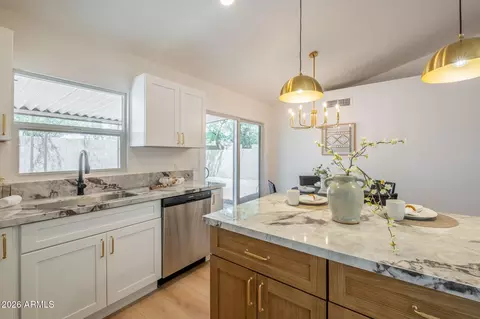 1766 E Sandra Ter, Phoenix, AZ 85022 photo 5