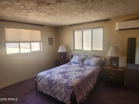 Bedroom - 543 N Ironwood Dr, Apache Junction, AZ 85120 photo 2 of 2