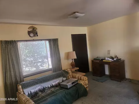 Living - 543 N Ironwood Dr, Apache Junction, AZ 85120 photo 2 of 2