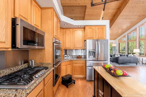 Kitchen - 2500 E Scenic Dr, Payson, AZ 85541 photo 6 of 6