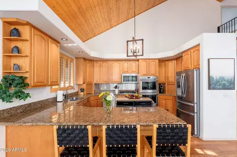 Kitchen - 2500 E Scenic Dr, Payson, AZ 85541 photo 3 of 6