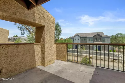 Exterior - 8344 N 21st Dr #I204, Phoenix, AZ 85021 photo 2 of 7