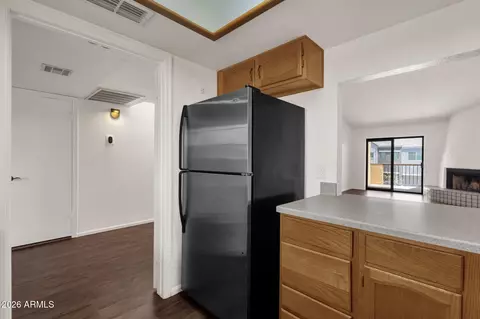 Kitchen - 8344 N 21st Dr #I204, Phoenix, AZ 85021 photo 4 of 4