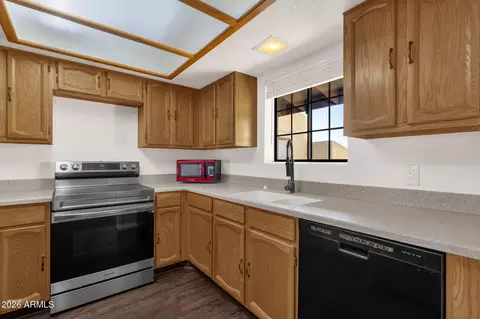 Kitchen - 8344 N 21st Dr #I204, Phoenix, AZ 85021 photo 1 of 4