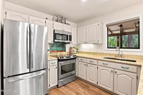 4170 Apache Dr, Happy Jack, AZ 86024 photo 8