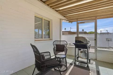 Exterior - 233 Ellis Dr, Tempe, AZ 85282 photo 6 of 8