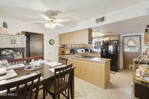 538 E Friar Ave, Apache Junction, AZ 85119 photo 4