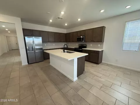 25250 W La Salle St, Buckeye, AZ 85326