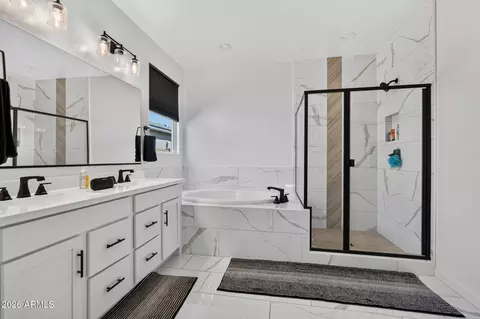 Bath - 19580 W Edgemont Ave, Buckeye, AZ 85396 photo 6 of 6