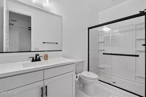 Bath - 19580 W Edgemont Ave, Buckeye, AZ 85396 photo 1 of 6