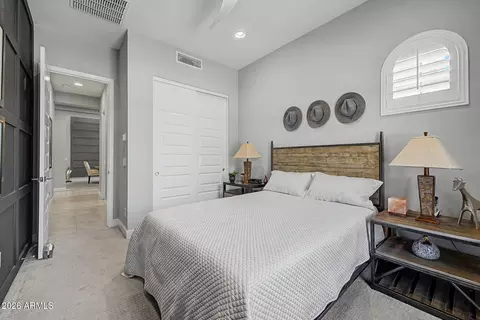 Bedroom - 3251 E Bryce Ln, Phoenix, AZ 85050 photo 2 of 8