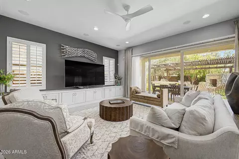 Living - 3251 E Bryce Ln, Phoenix, AZ 85050 photo 3 of 5