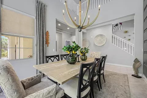 Dining - 3251 E Bryce Ln, Phoenix, AZ 85050 photo 2 of 4
