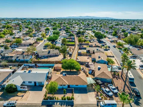 View/Area - 5618 N 35th Dr, Phoenix, AZ 85019 photo 11 of 12