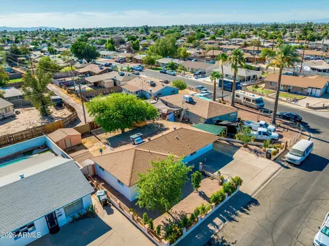 View/Area - 5618 N 35th Dr, Phoenix, AZ 85019 photo 3 of 12