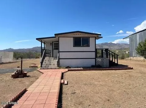33380 S Ta Do Hoya Trl, Black Canyon City, AZ 85324