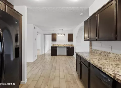Entry Way - 3749 W Dailey St, Phoenix, AZ 85053 photo 2 of 4