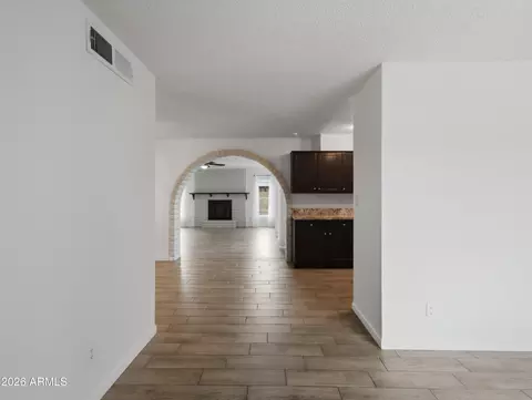 Entry Way - 3749 W Dailey St, Phoenix, AZ 85053 photo 1 of 4