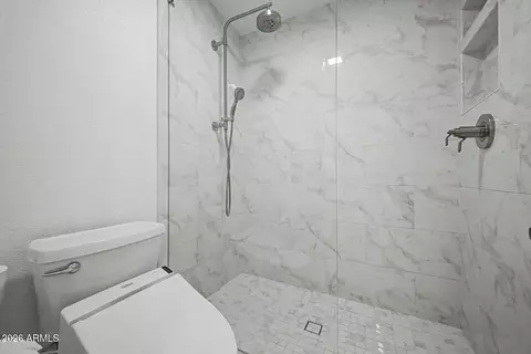Bath - 3818 E Tanglewood Dr, Phoenix, AZ 85048 photo 4 of 6