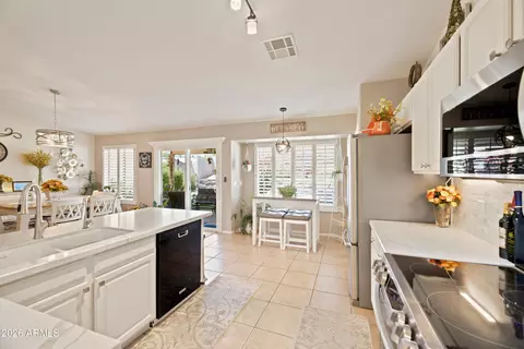 Kitchen - 9300 E Fairfield St, Mesa, AZ 85207 photo 6 of 7