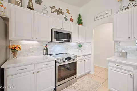 Kitchen - 9300 E Fairfield St, Mesa, AZ 85207 photo 5 of 7