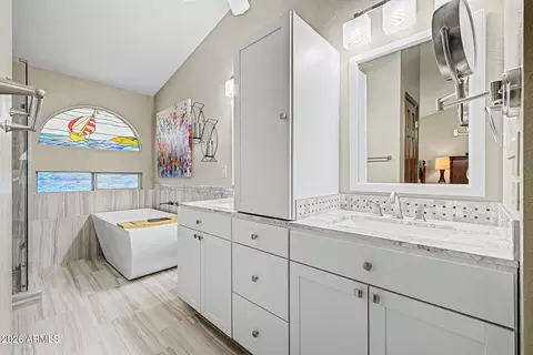 Bath - 4333 E Aliso Cyn, Phoenix, AZ 85044 photo 2 of 6