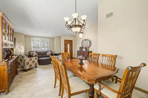 Dining - 4333 E Aliso Cyn, Phoenix, AZ 85044 photo 2 of 5