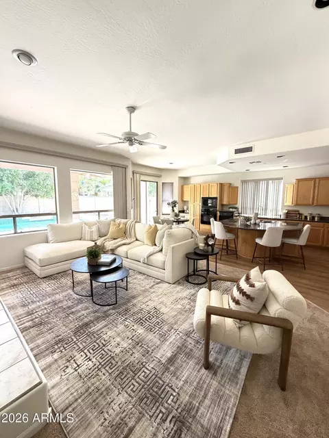 Living - 1551 E Sagebrush Ct, Gilbert, AZ 85296 photo 2 of 5
