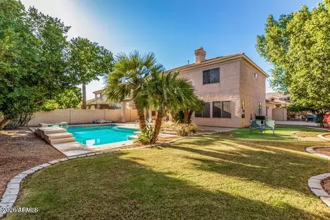 1551 E Sagebrush Ct, Gilbert, AZ 85296 photo 3
