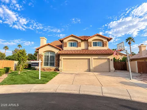 7815 W Kerry Ln, Glendale, AZ 85308