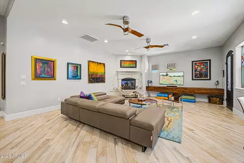 Living - 2460 E Vaughn Ave, Gilbert, AZ 85234 photo 3 of 4