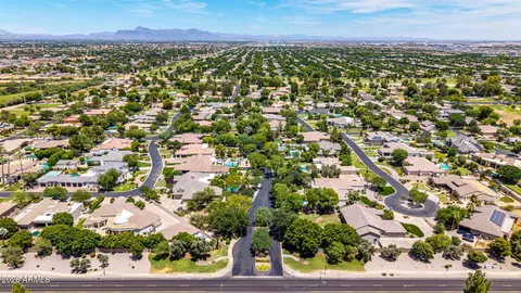 View/Area - 2460 E Vaughn Ave, Gilbert, AZ 85234 photo 2 of 13